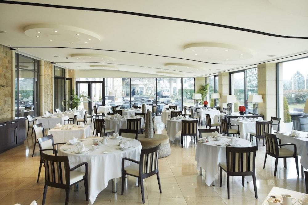 Hotel The Manor House At Celtic Manor Newport  Exterior foto